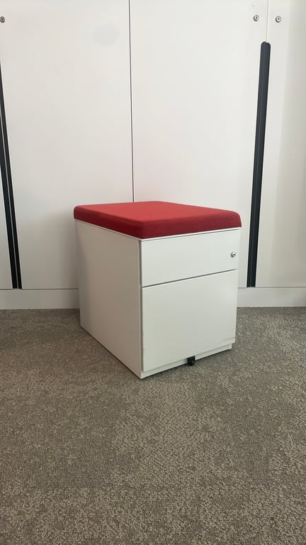 Caisson 2 tiroirs blanc avec assise rouge sur roulettes - 3-4
