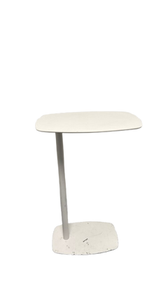 Table basse ovale en métal blanc