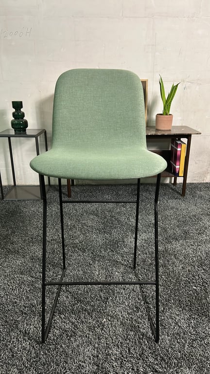 Tabouret Haut Spoinq Empilable - face