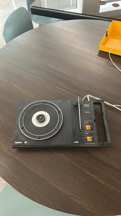 Tourne disque Radiola 100 - ambiance