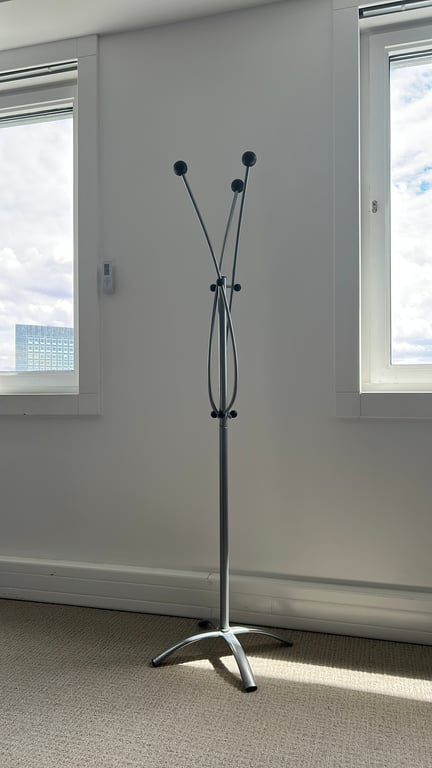 Porte-manteau design - 3-4