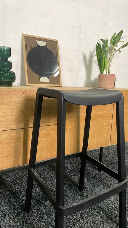 Tabouret haut Pedrali Dôme Noir - ambiance
