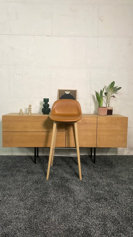 Tabouret haut Fiber stool par Muuto - face