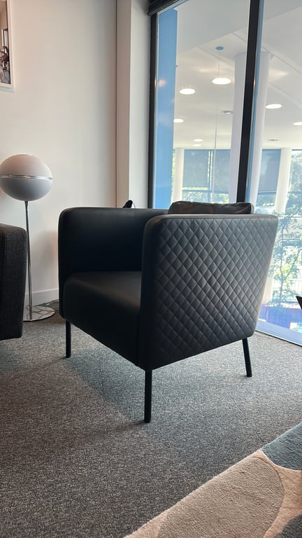 Fauteuil IKEA EKERO Noir - 3-4