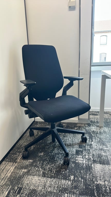 Fauteuil de bureau Steelcase Gesture Noir - 3-4