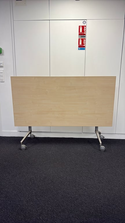Table polyvalente 160x80 bois chromé - 3-4