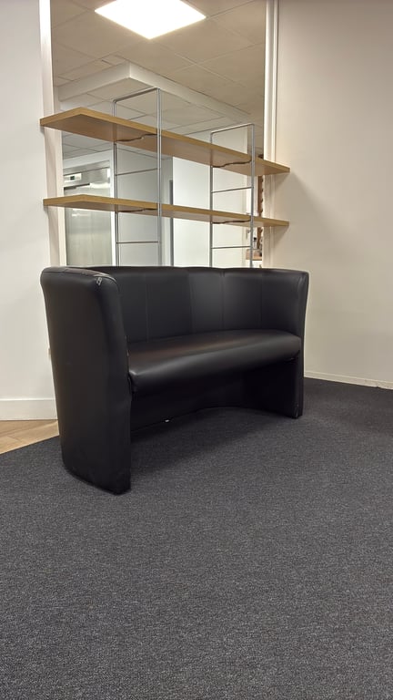 Canapé rond en cuir noir Profi Round VR2 - 3-4