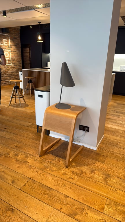 Table basse rectangulaire en bois crème