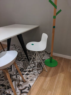 Chaise haute Enea design Lottus spin Blanc - ambiance