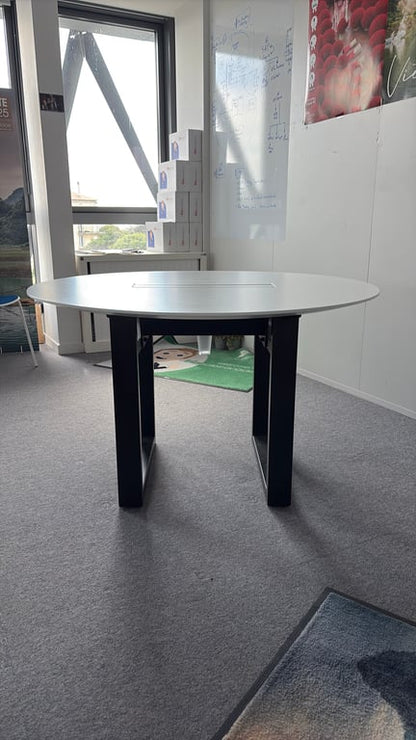 Table de réunion ronde avec top access