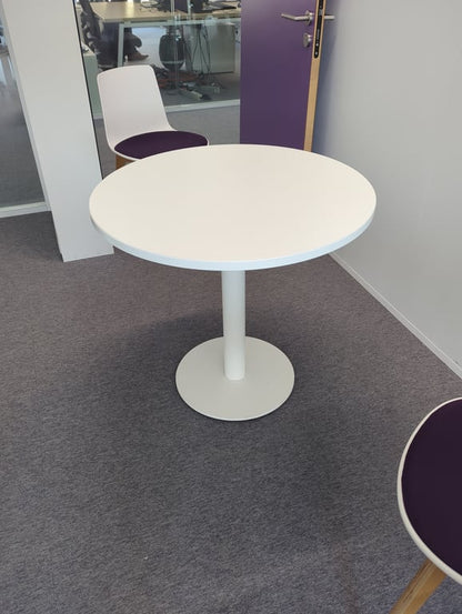 Table polyvalente ronde
