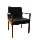 Chaise de réunion avec accoudoirs, en cuir et bois mélaminé