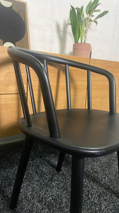 Chaise de cafétéria Nym par Pedrali - arriere