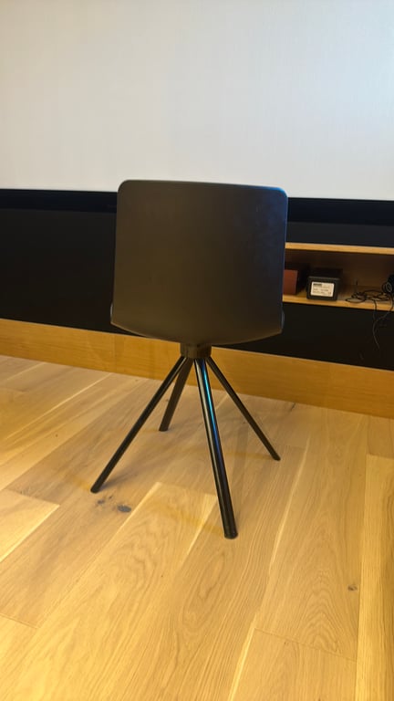 Chaise de cafétéria Lottus - arriere