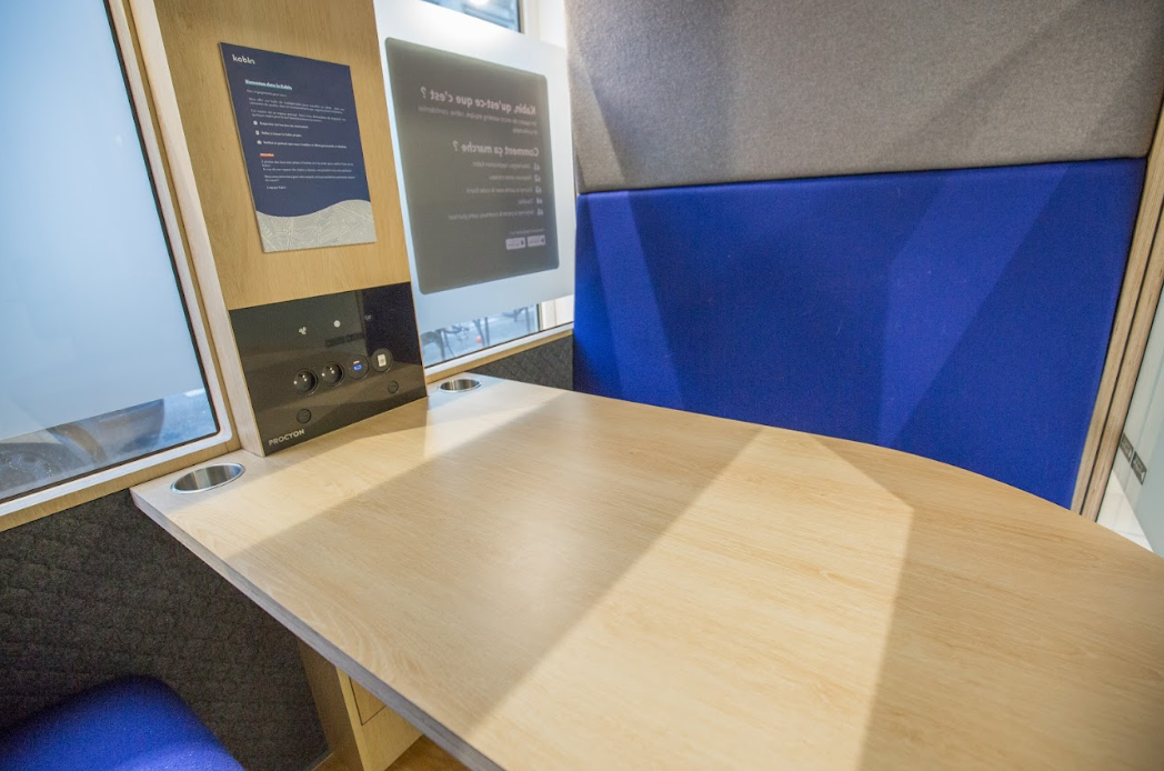 Cabine acoustique - Modèle Kabin livre service retrofitté