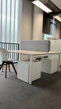 Sans marque - Bench2 places plateau bois pieds blanc - Bureau multiposte 2 places avec plateau bois et pieds blancs - ambiance
