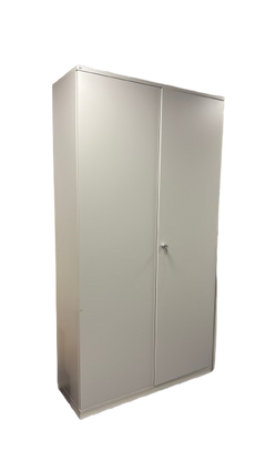 Armoire haute à portes battantes