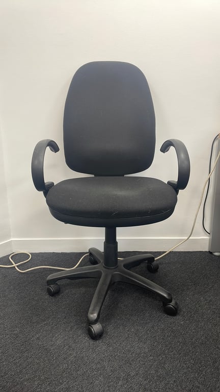 Fauteuil de bureau noir - 3-4
