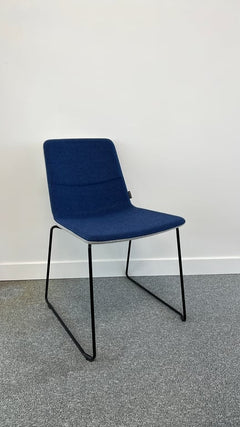 Chaise de réunion Narbutas - Modèle sans accoudoirs - 3-4