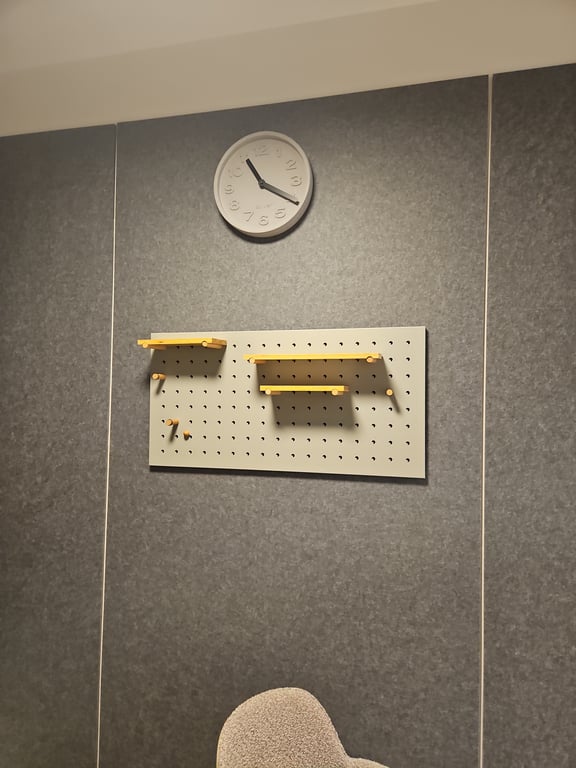 Pegboard mural Zuiver - face