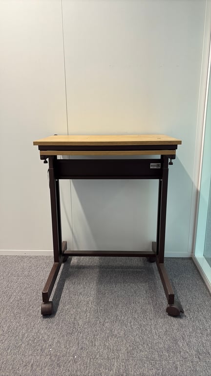 Table polyvalente rectangulaire sur roulettes