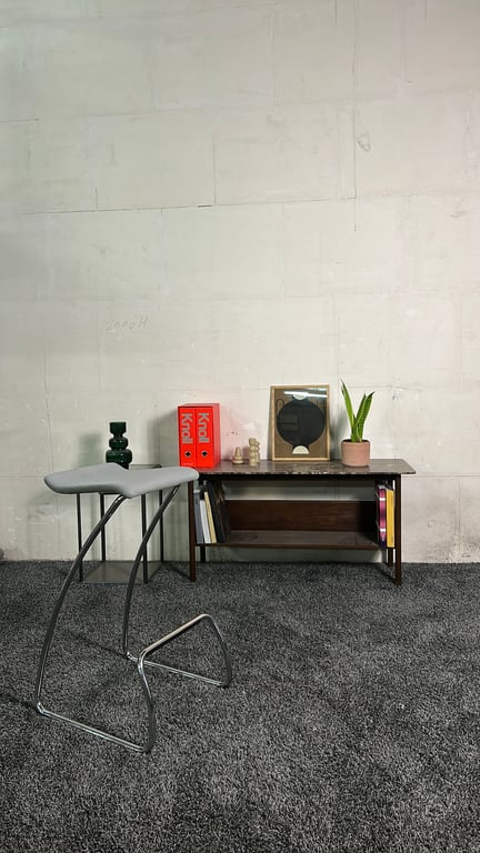 Tabouret haut Orangebox Spring - ambiance