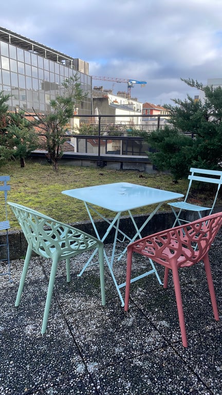 Chaise d'extérieur design plastique "Ice Cold" - 3-4