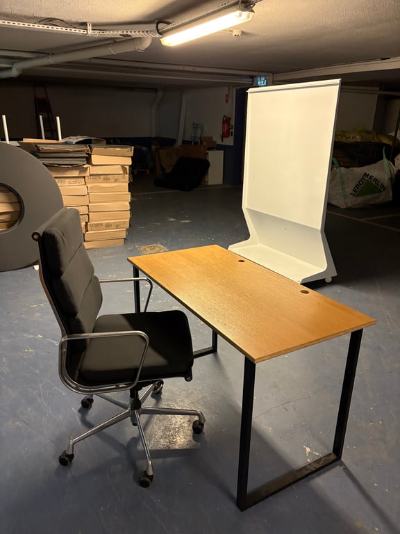 Fauteuil de bureau avec roulettes et rotation