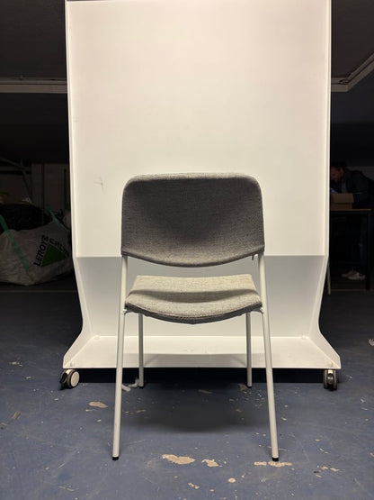 Chaise de réunion assise empilable