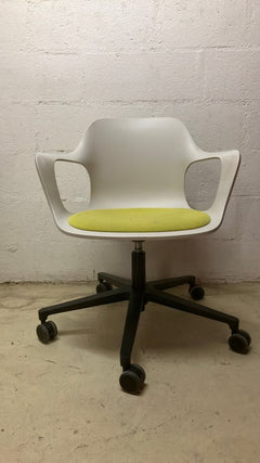 Chaise de réunion avec accoudoirs - Roulettes et pivotante