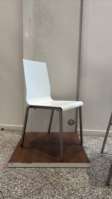 Chaise de cafétéria Pedrali Kuadra Blanc - 3-4