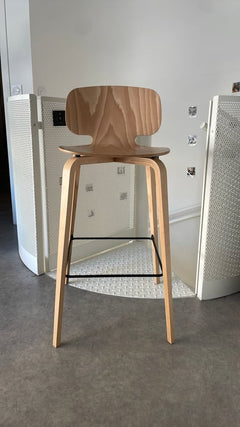 Tabouret haut en bois de La chaise Française - face