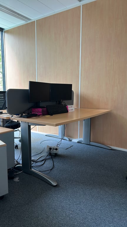 Bureau droit 160x80 - 3-4