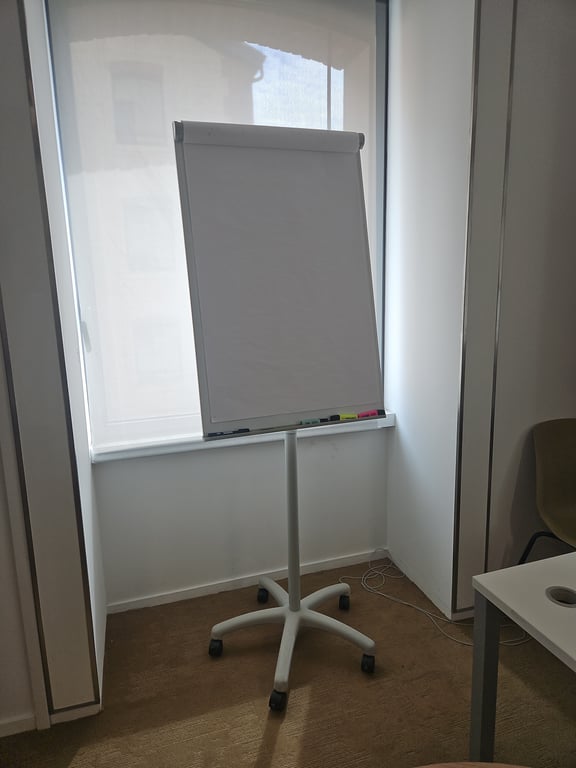 Tableau mobile sur roulettes - ambiance