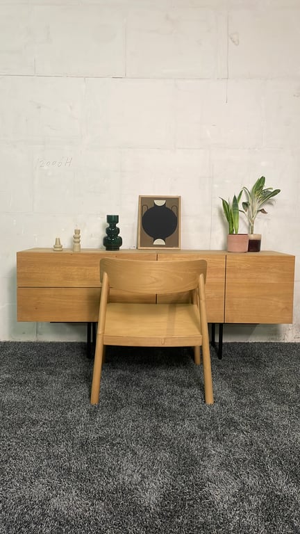 Fauteuil scandinave en bois clair - arriere
