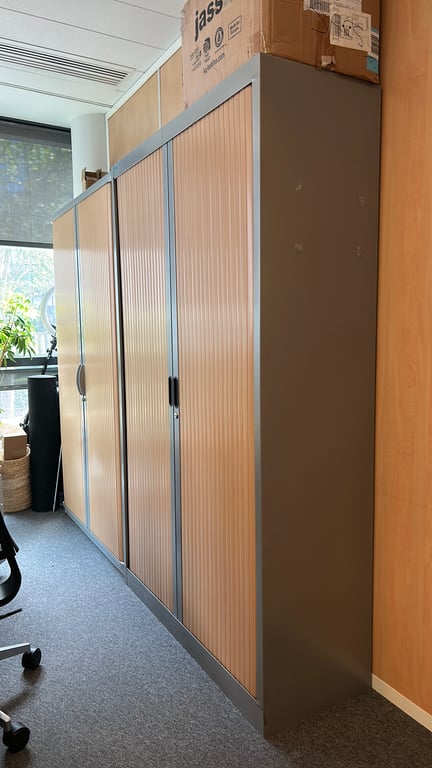Armoire haute à portes coulissantes métal et plastique chêne - 3-4