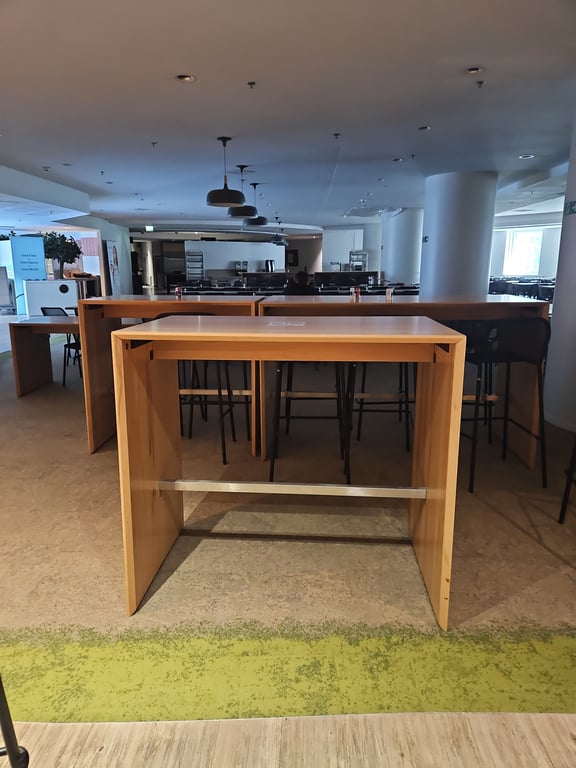 Table haute 110x70x120 Chêne - face