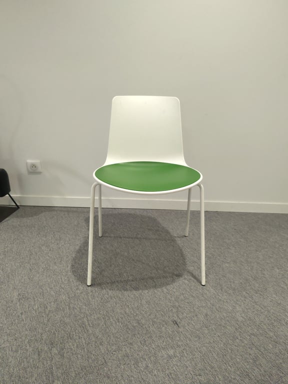 Chaise de réunion Lotus