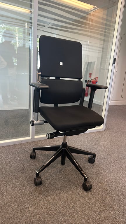 Fauteuil de bureau Steelcase noir - 3-4
