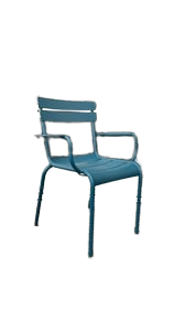 Chaise d'extérieur bleue en métal
