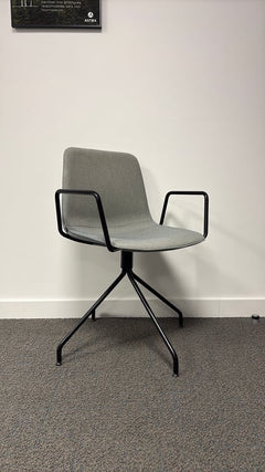 Chaise de réunion Inclass Varya lightgrey - 3-4