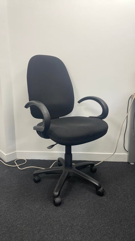 Fauteuil de bureau noir - 3-4