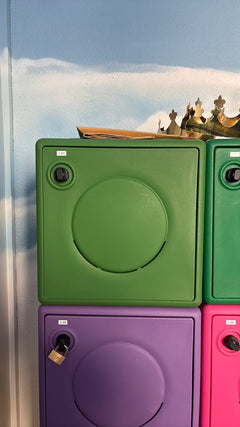Casier de rangement en plastique avec fermeture moraillon - 3-4