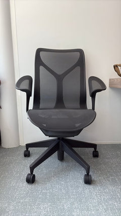 Fauteuil de bureau pivotant avec dossier en résille