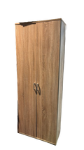 Armoire haute en bois