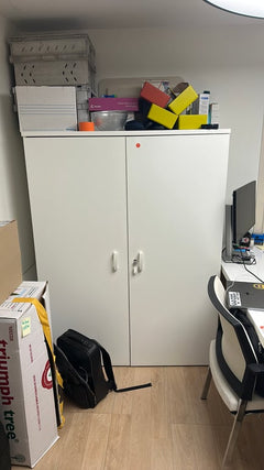 Armoire portes battantes en bois - 3-4