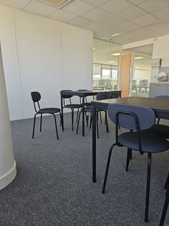 IKEA - Östanö - Chaise de cafétéria en tissu avec dossier plein