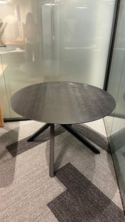 Table de réunion ronde