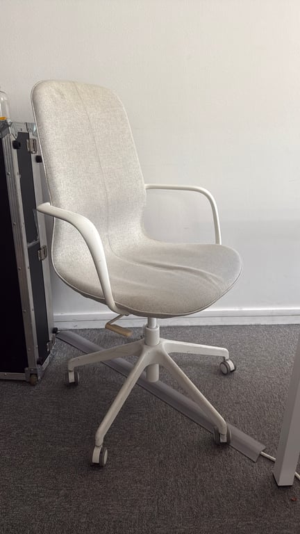 Chaise de réunion IKEA Langfjall Blanc - 3-4