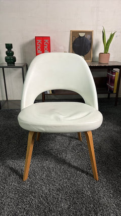 Chaise de conférence Knoll Saarinen Relax - face